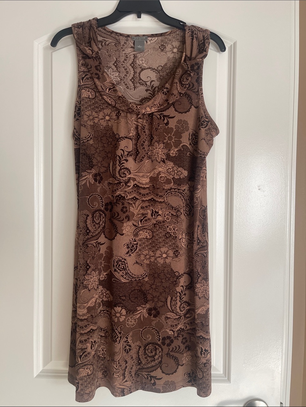 Ann Taylor Brown Paisley Sleeveless Chemise